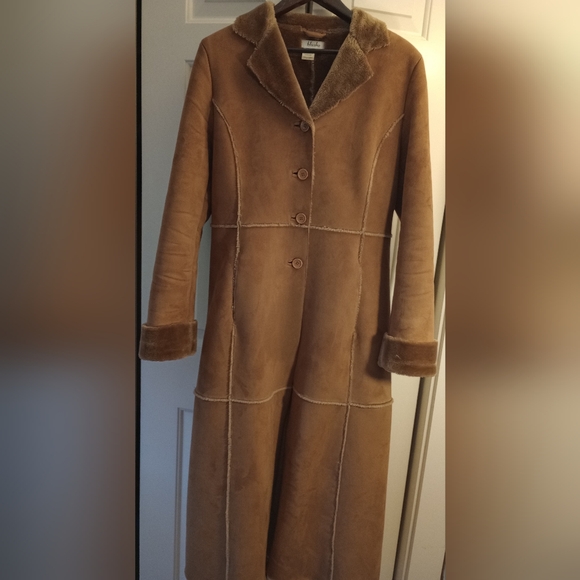 Blushe Impressions Faux Suede Shearling Coat. Long. Button Front. Size 6 Fitted - Picture 2 of 6
